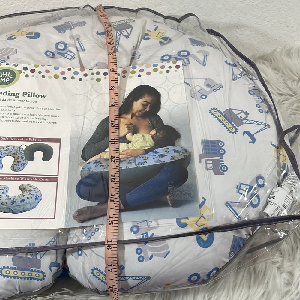 LITTLE ME Feeding Pillow & Nursing/Breast Feeding Essential/Tummy Time NEW - Picture 7 of 7